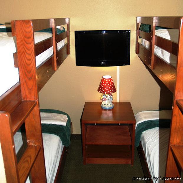 Big Splash Adventure Hotel And Indoor Water Park French Lick Rom bilde