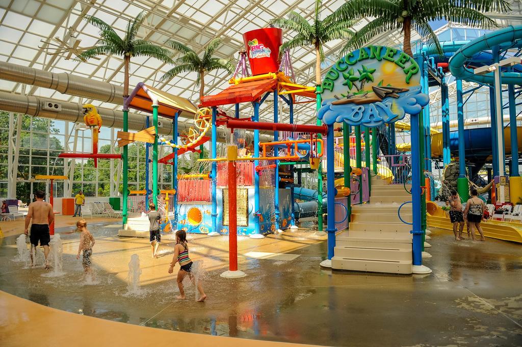 Big Splash Adventure Hotel And Indoor Water Park French Lick Eksteriør bilde