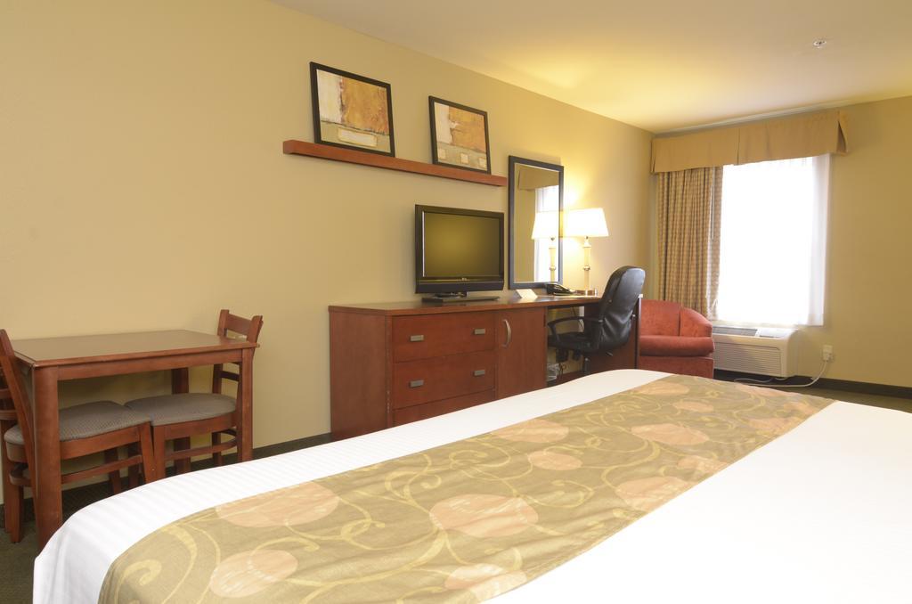 Big Splash Adventure Hotel And Indoor Water Park French Lick Eksteriør bilde